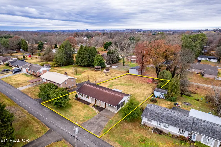 2905 Pleasant View Ave, Maryville, TN 37803 - Image #2