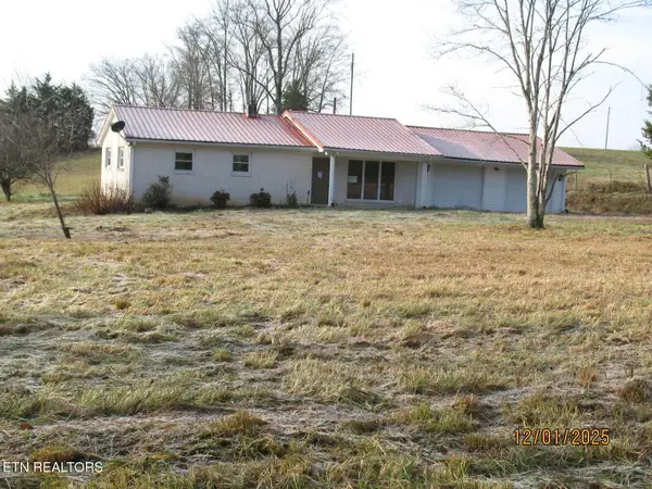 271 Geesling Lane, Hilham, TN 38568