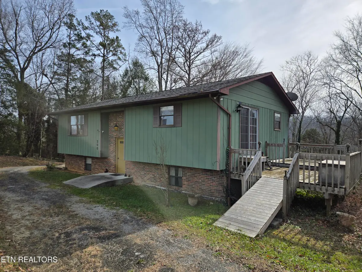 200 Sunset Lane, Harriman, TN 37748 - Image #1