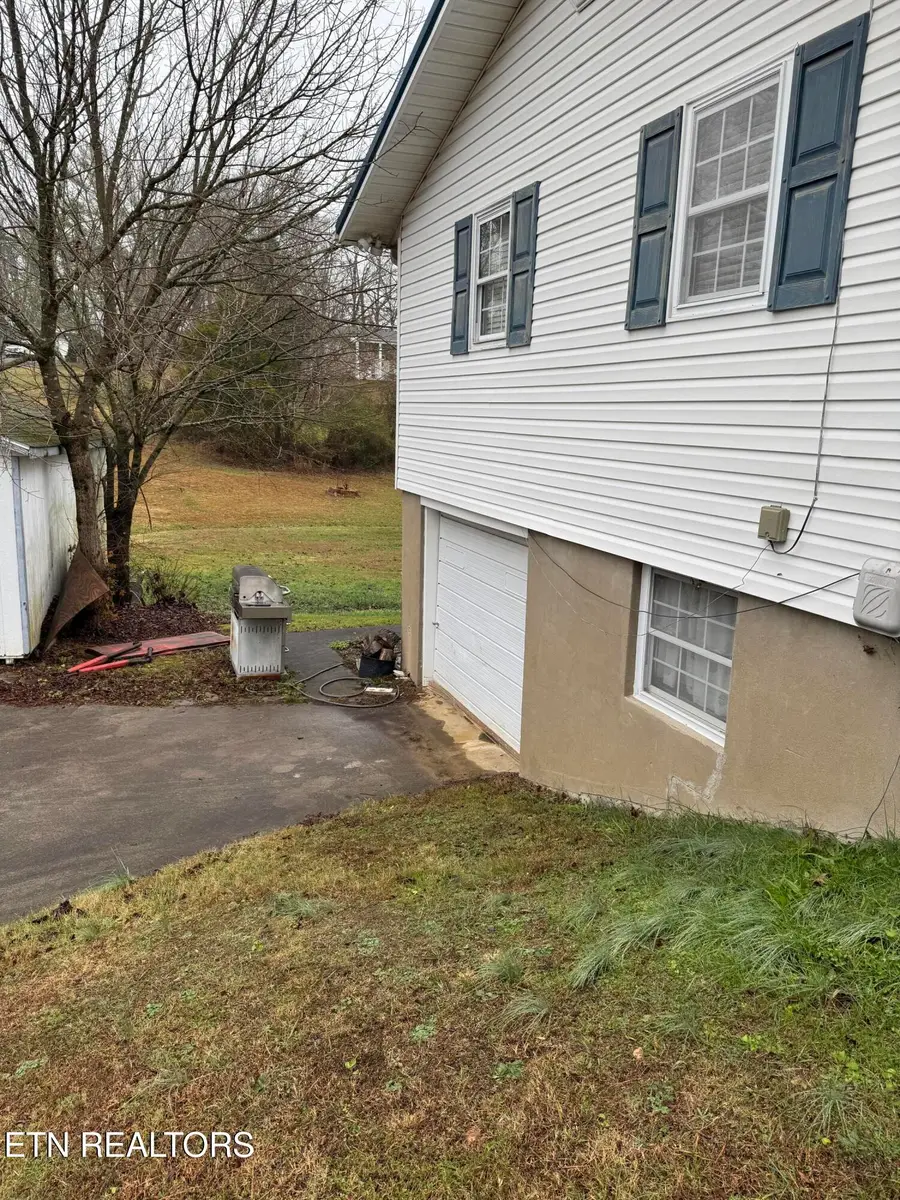 7215 N Ruggles Ferry Pike, Knoxville, TN 37924 - Image #2