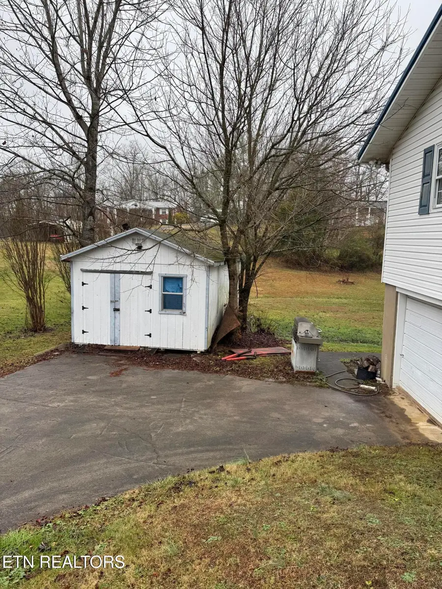 7215 N Ruggles Ferry Pike, Knoxville, TN 37924 - Image #3