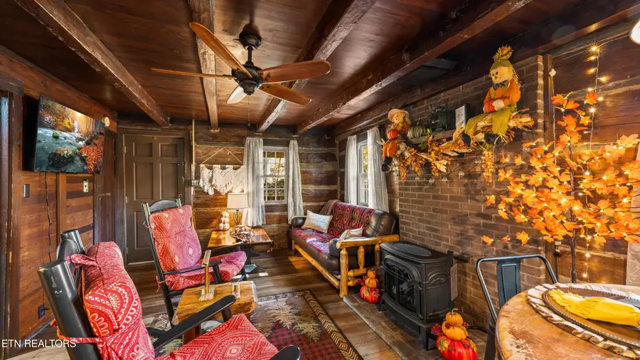 1131 Old Cartertown Rd, Gatlinburg, TN 37738 - #3