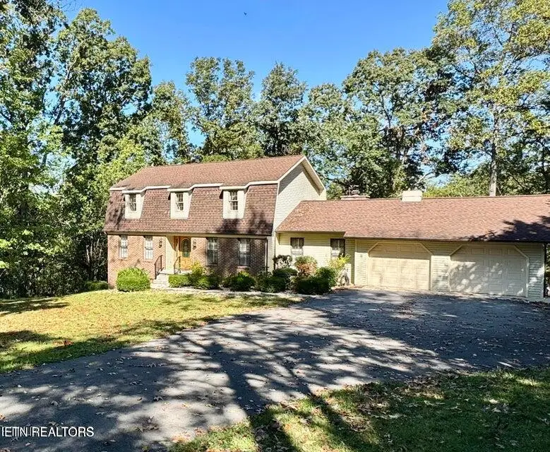 1230 Stonewall Jackson Drive, Dandridge, TN 37725 - Image #2