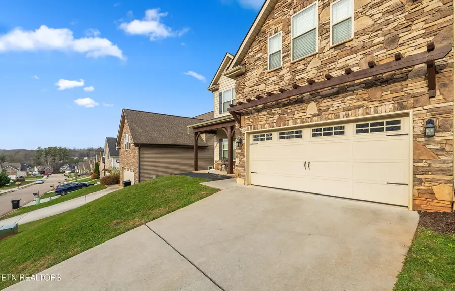 1230 Peake Lane, Knoxville, TN 37922 - Image #2