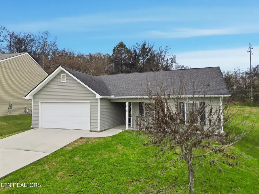 2125 Bluebonnet Drive, Mascot, TN 37806 - Image #3