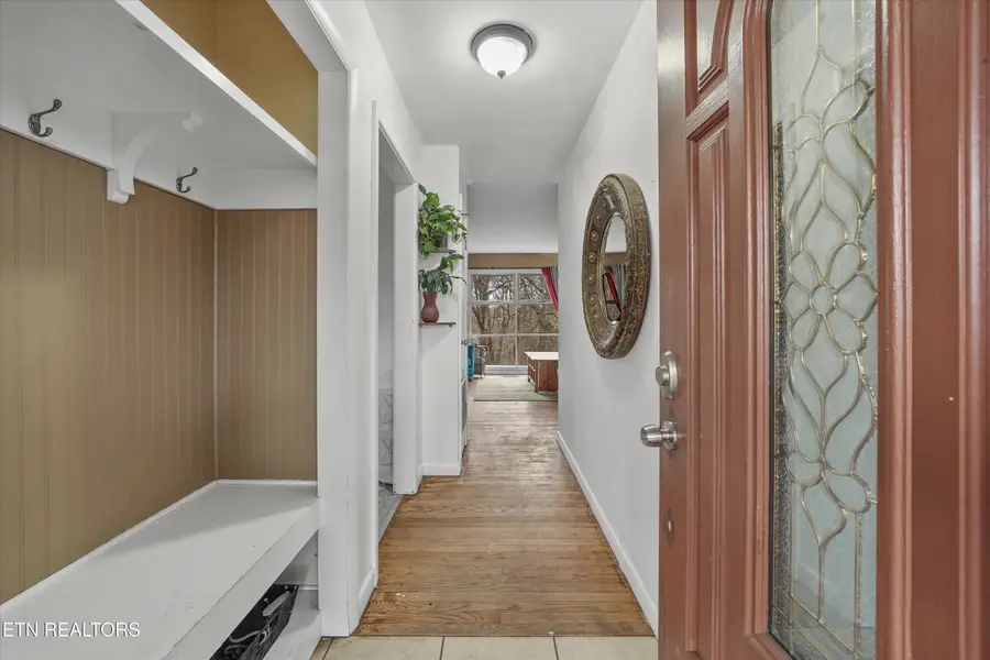 225 W W Ford Valley Rd, Knoxville, TN 37920 - Image #2