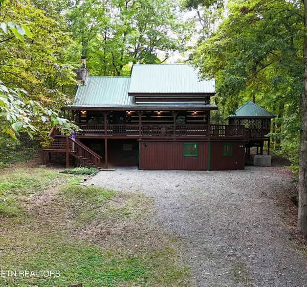 2213 E View Drive, Sevierville, TN 37876