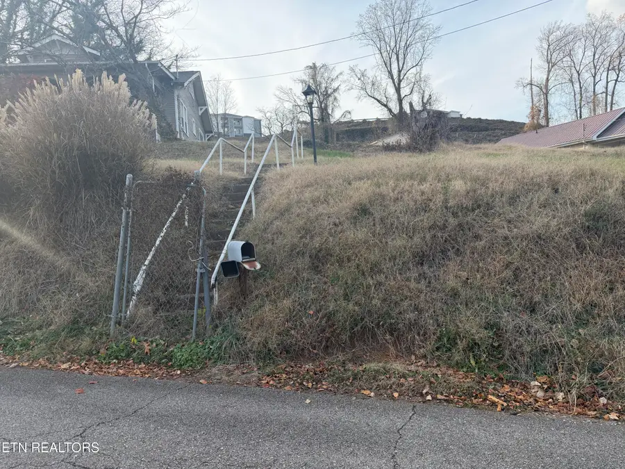 2625 Sevier Ave, Knoxville, TN 37920 - Image #2