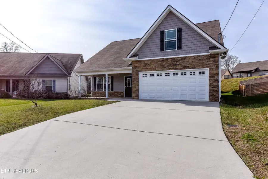 1125 Blackstone View Lane, Knoxville, TN 37932 - Image #2