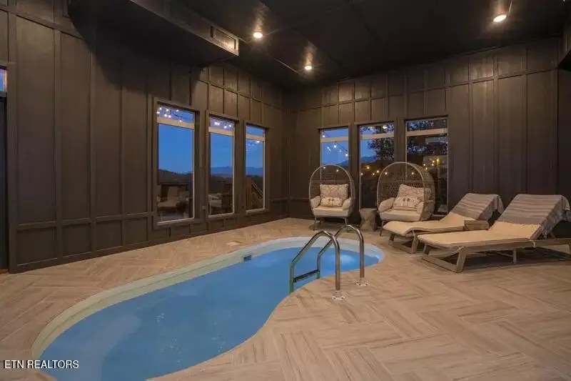 2943 Lightning Strike Dr, Sevierville, TN 37862 - Image #2