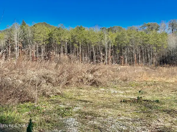 504 Wiggins Rd, Tellico Plains, TN 37385