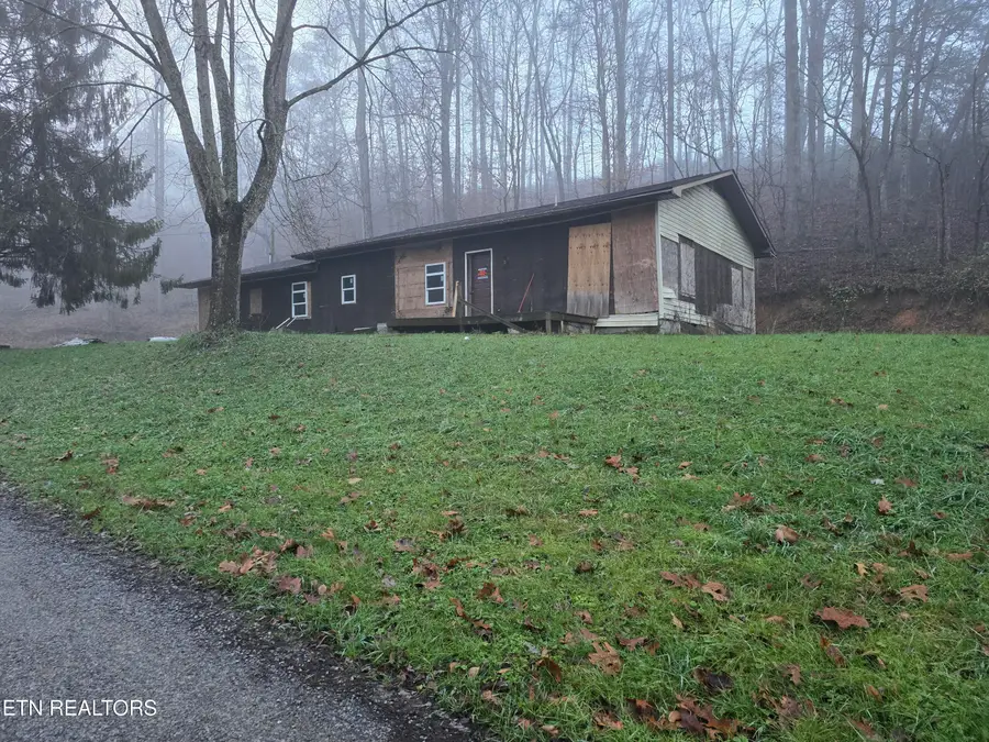 671 Shipley Ridge Rd, Tazewell, TN 37879 - Image #3
