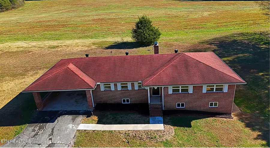 858 North Main St, Decatur, TN 37322 - Image #2