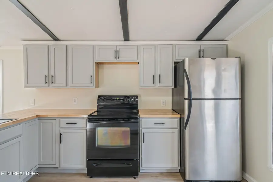 817 Vanessa Way, Heiskell, TN 37754 - Image #3