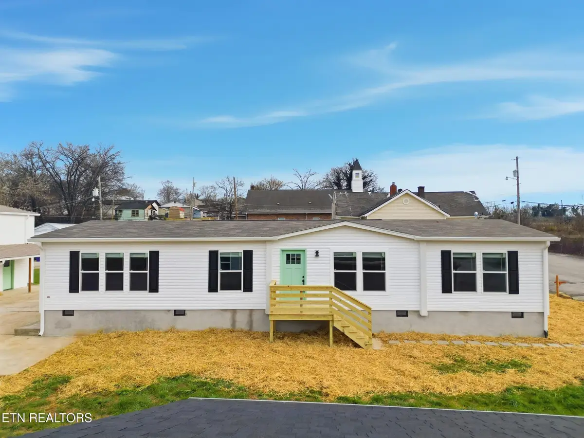 725 & Siluria St, Harriman, TN 37748 - Image #1