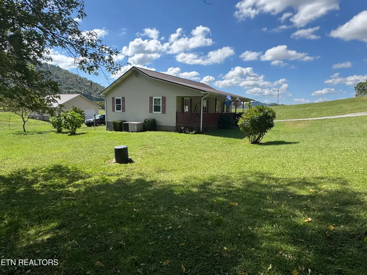 1592 Dry Valley Rd, Thorn Hill, TN 37881 - Image #1