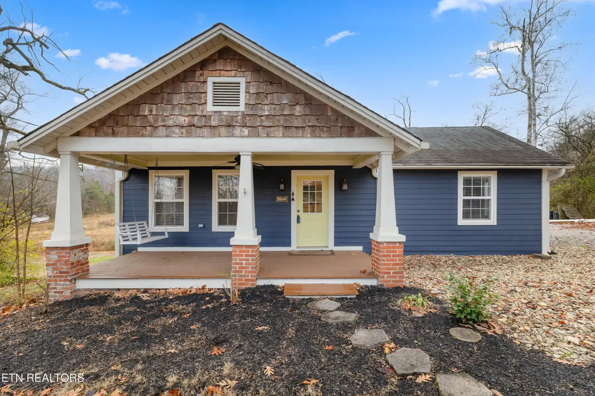 2520 W Beaver Creek Drive, Powell, TN 37849 - Image #1