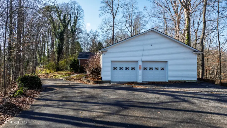 197 Sadler Lane, Harriman, TN 37748 - Image #2