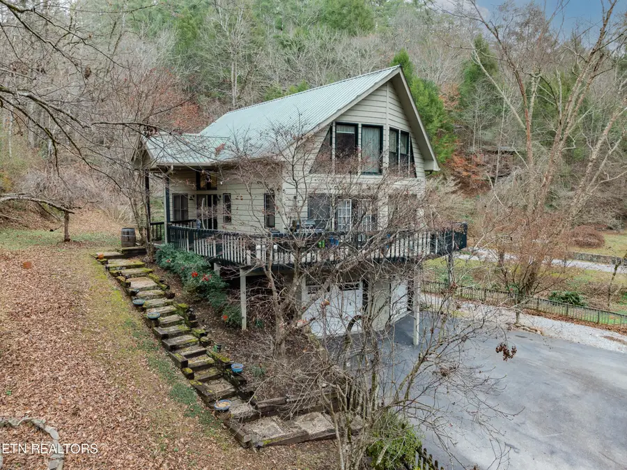 6217 Old Walland Hwy, Walland, TN 37886 - Image #2