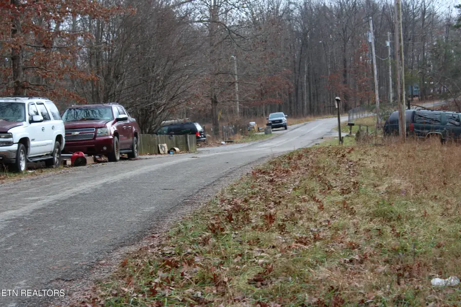 E Loomis Loop Rd, Jamestown, TN 38556 - Image #3