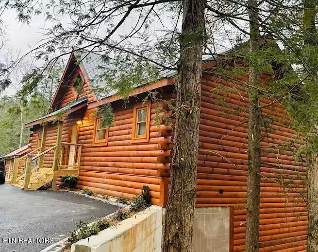 1642 Misty Hollow Way, Gatlinburg, TN 37738 - Image #3