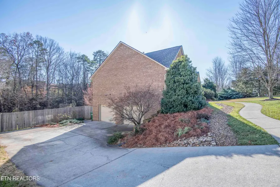 1559 Crestridge Drive, Maryville, TN 37804 - Image #3