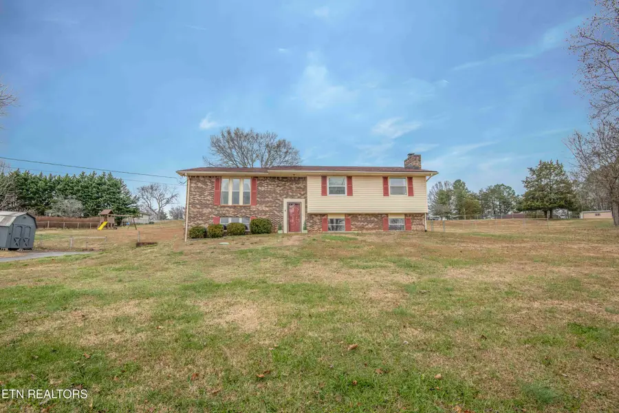 748 Crestview Circle, Lenoir City, TN 37772 - Image #2