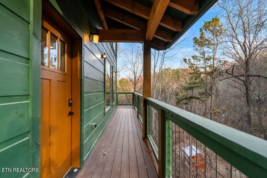 1857 Beachfront Dr, Sevierville, TN 37876 - Image #3