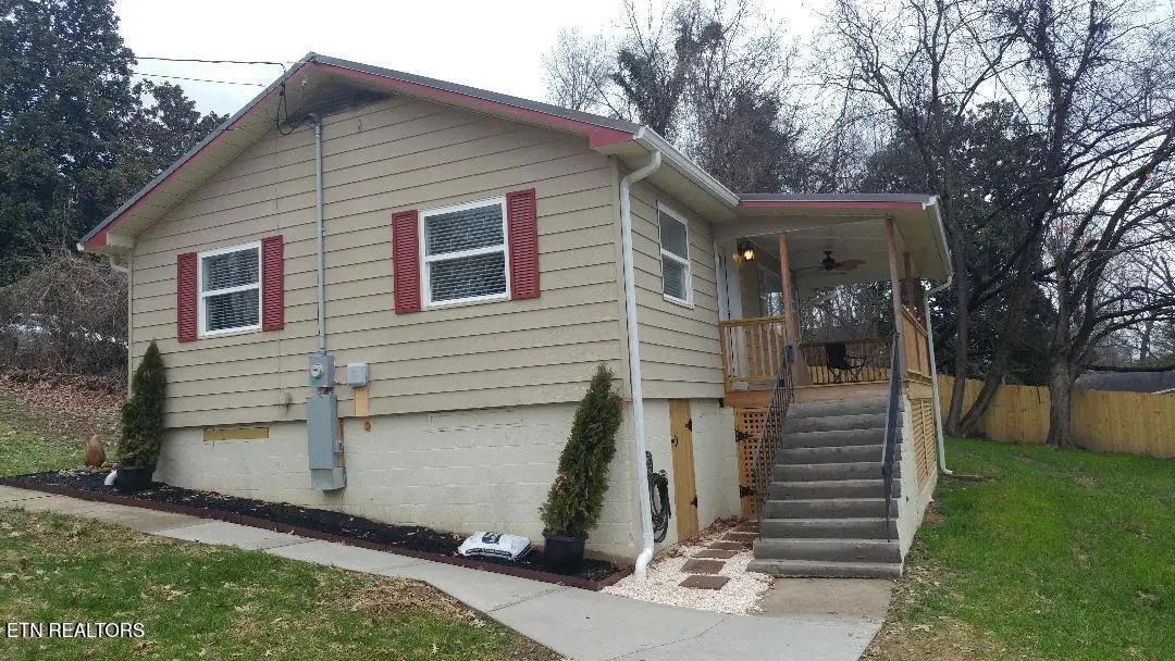 618 Pennsylvania Ave, Oak Ridge, TN 37830 - Image #1