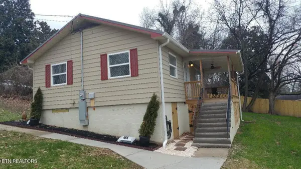 618 Pennsylvania Ave, Oak Ridge, TN 37830