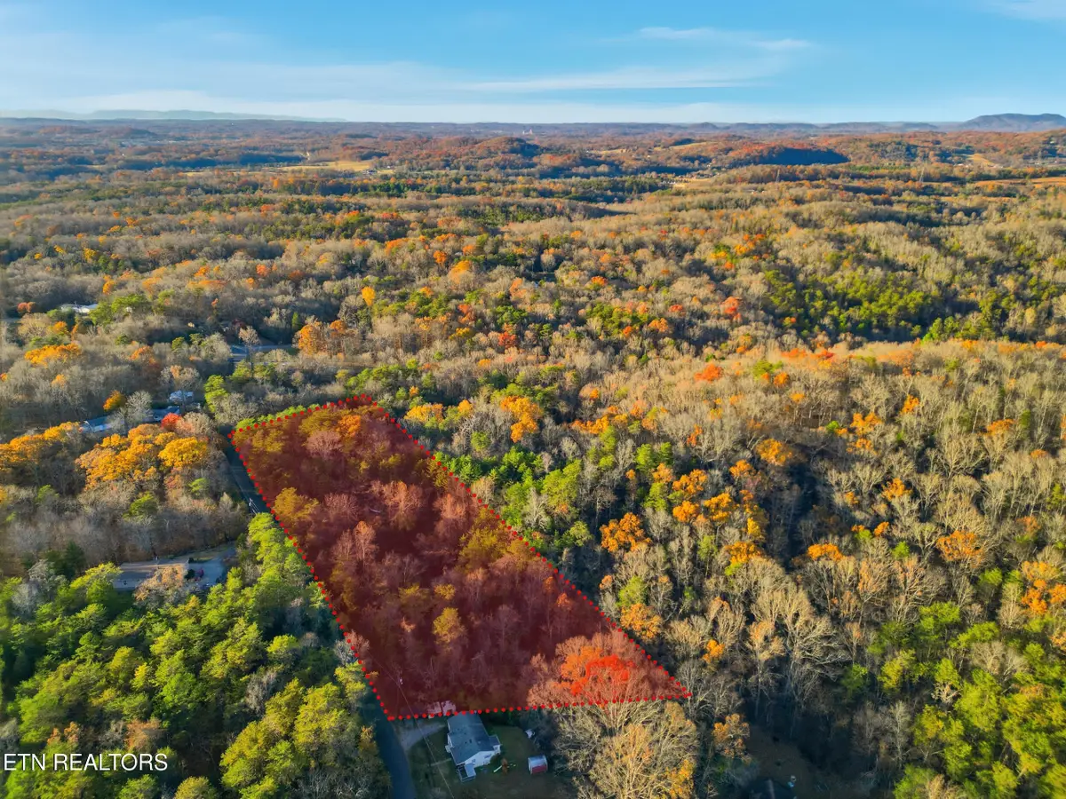 7820 Swaggerty Rd, Knoxville, TN 37920 - Image #1