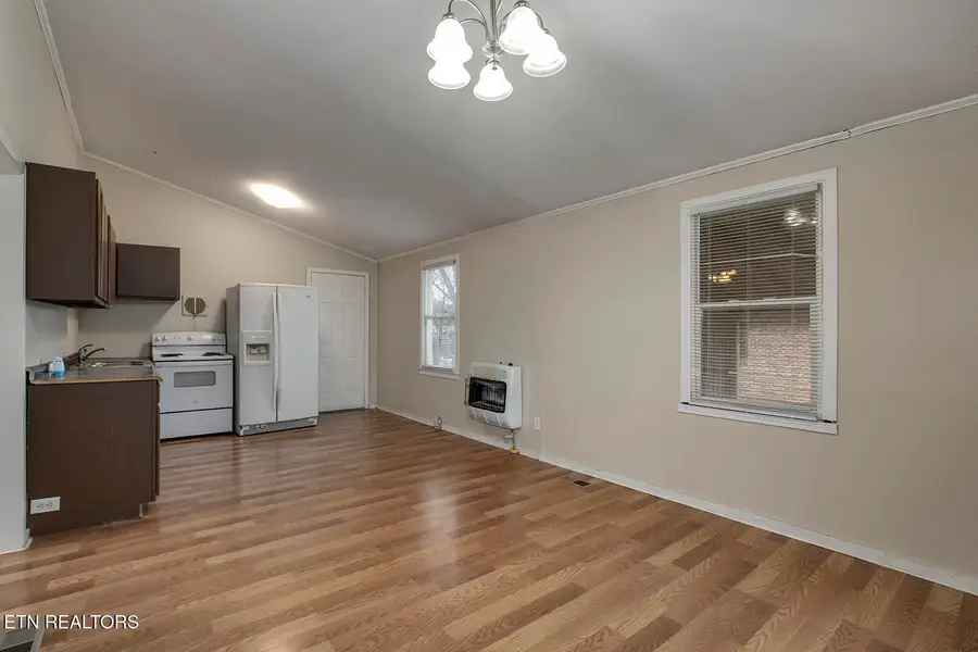 420 Front Avenue North, Rockwood, TN 37854 - Image #3