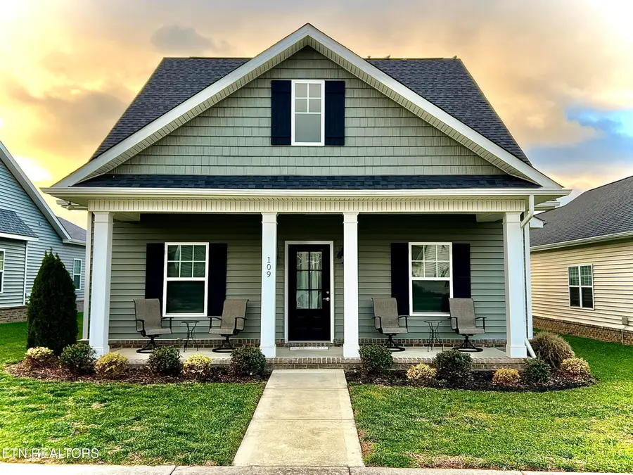 109 E Elderberry St, Oak Ridge, TN 37830 - Image #2