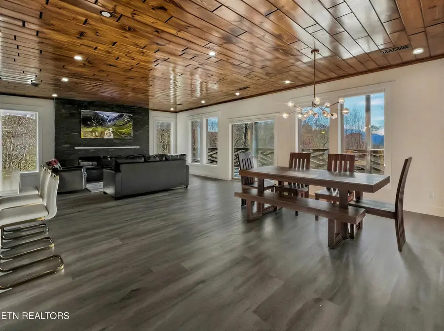 1924 Walker Tr, Sevierville, TN 37876 - Image #3