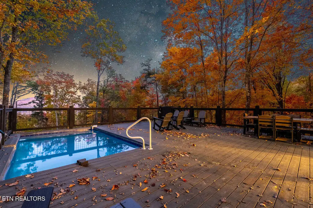 915 Stans Rd, Gatlinburg, TN 37738 - Image #1