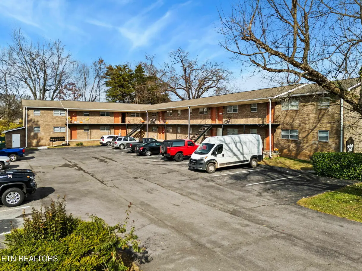 211 Elyria Drive, Knoxville, TN 37912 - Image #1