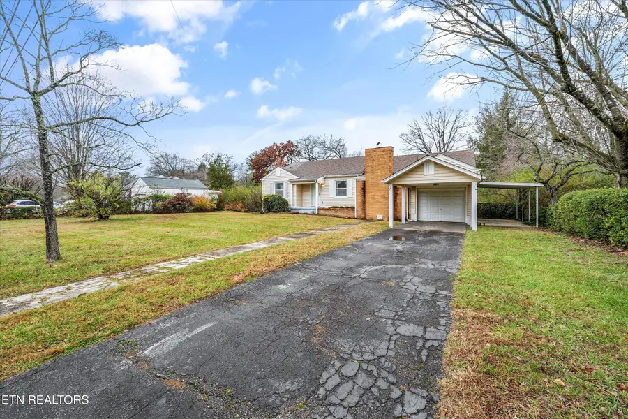 5716 Sanford Rd, Knoxville, TN 37912 - Image #2