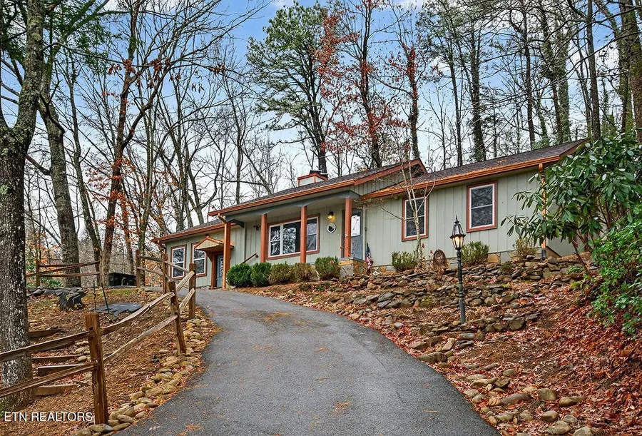 309 Saint Andrews Way, Gatlinburg, TN 37738 - Image #2