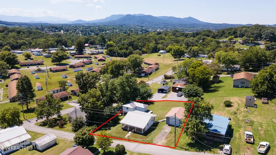 213 Front St, Newport, TN 37821 - Image #2