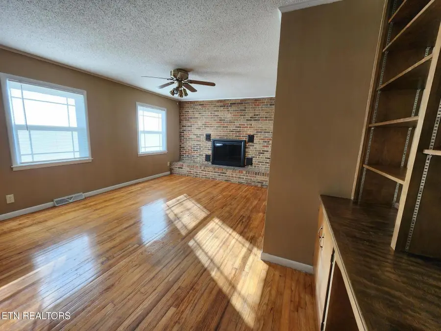 1506 Ridgeway Circle, Athens, TN 37303 - Image #2