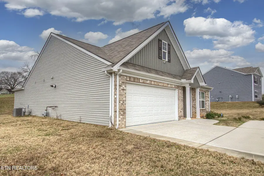 223 Ambernic Way, Sweetwater, TN 37874 - Image #3