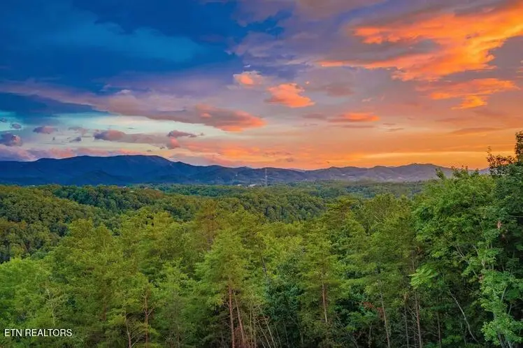 2037 Mccarter Drive, Sevierville, TN 37862 - Image #3