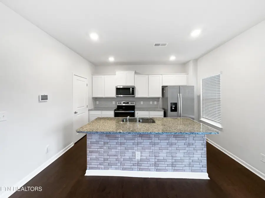 8125 Dennis Fox Lane, Knoxville, TN 37938 - Image #2