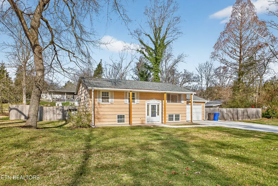 110 Providence Rd, Oak Ridge, TN 37830 - Image #2