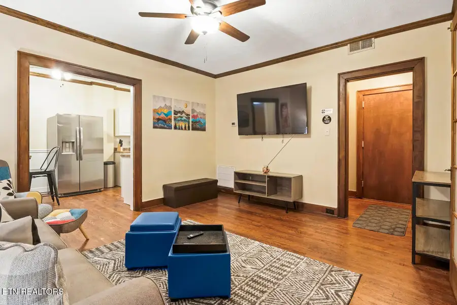 201 W 5th Ave #3, Knoxville, TN 37917 - Image #3