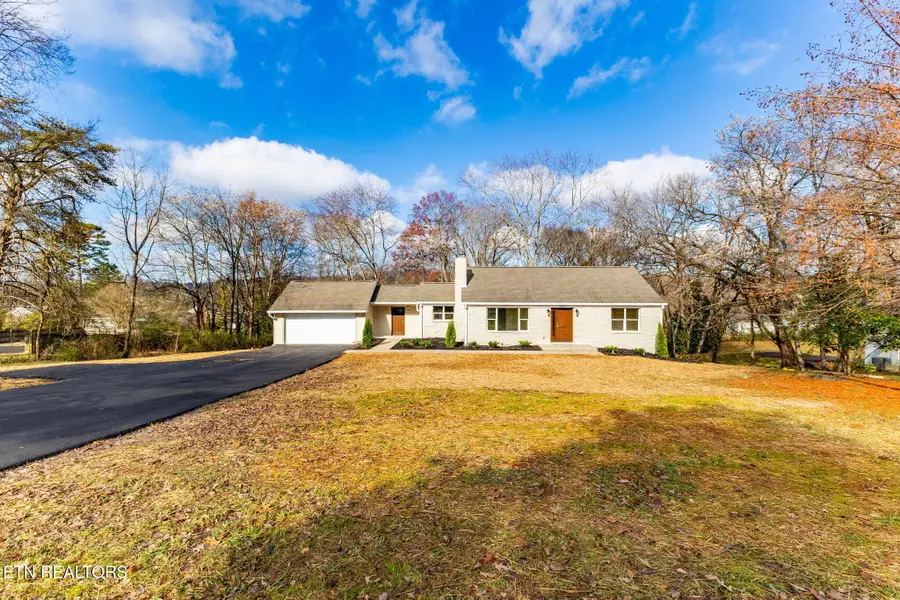 3915 Washington Pike, Knoxville, TN 37917 - Image #2