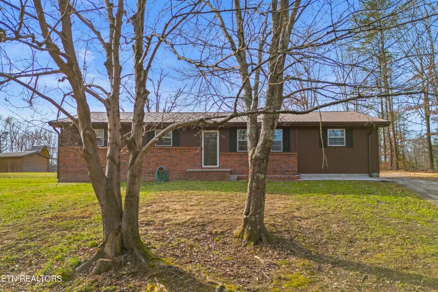 211 Shady Lane Ave, Rogersville, TN 37857 - Image #2