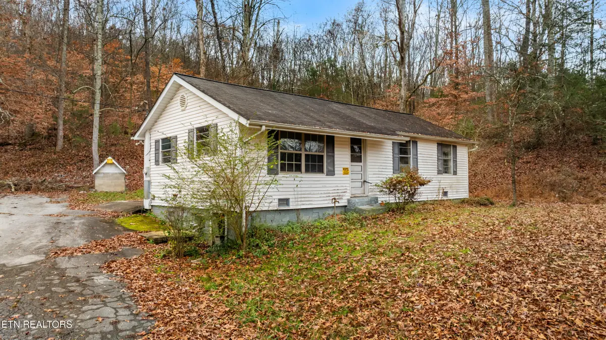 470 Riden Rd, Greenback, TN 37742 - Image #1