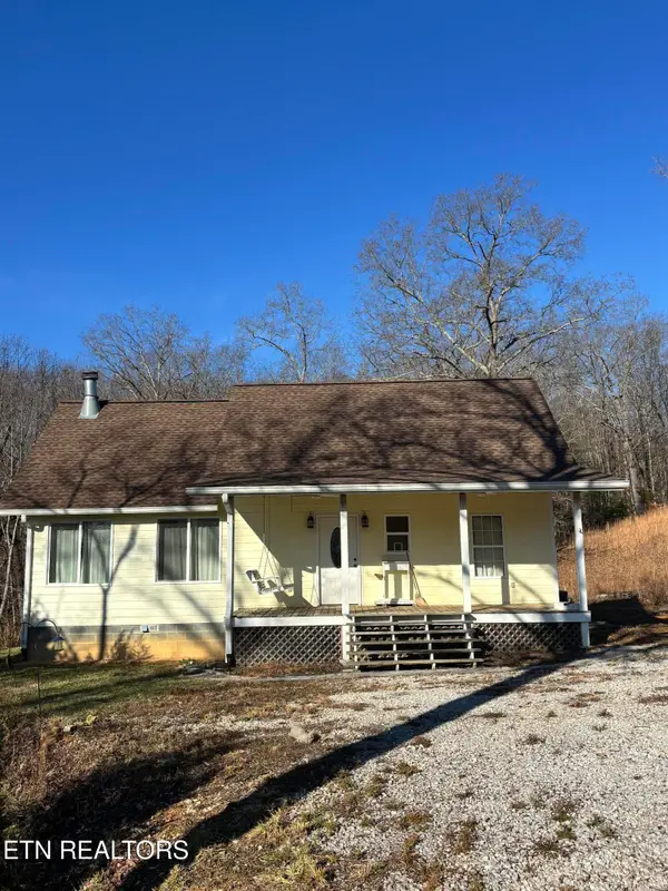 230 Windcrest Lane, Harriman, TN 37748