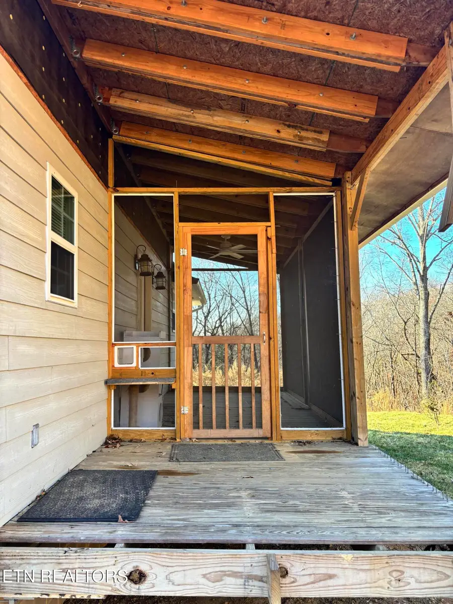 230 Windcrest Lane, Harriman, TN 37748 - Image #3